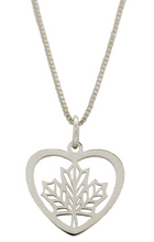 Load image into Gallery viewer, Necklace Heart Maple
